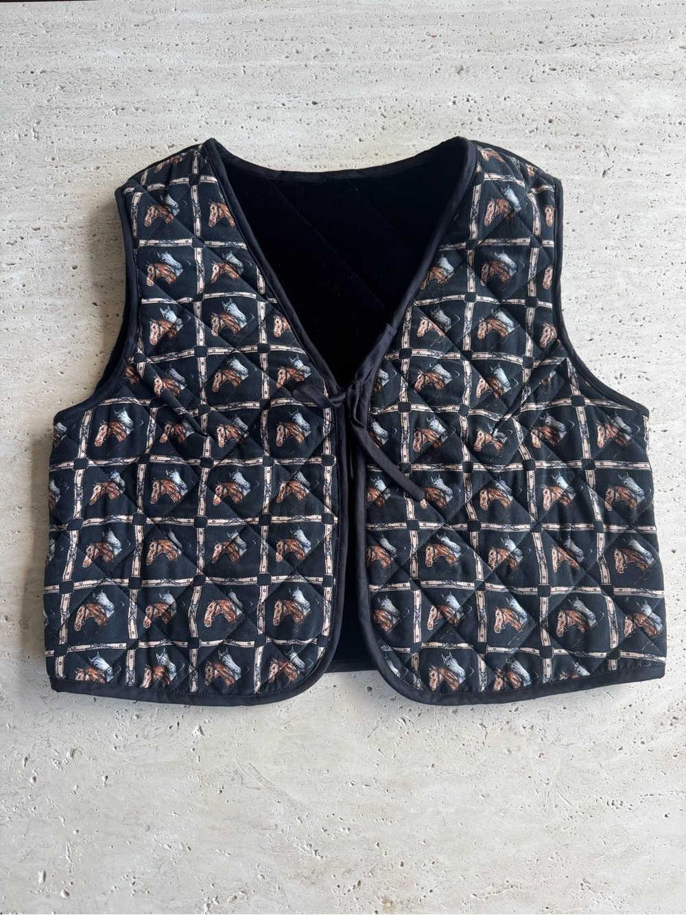 Fortiv Quilted Black Patterned Vest